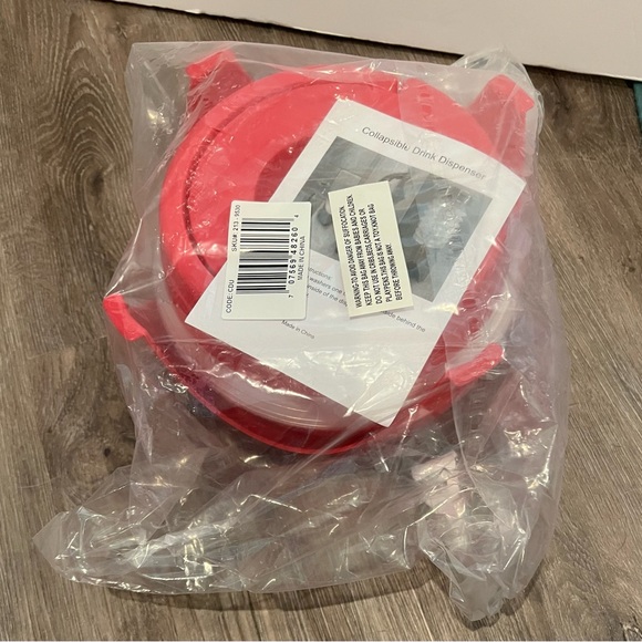 Space Saving Collapsible Drink Dispenser- NIB - Picture 6 of 6